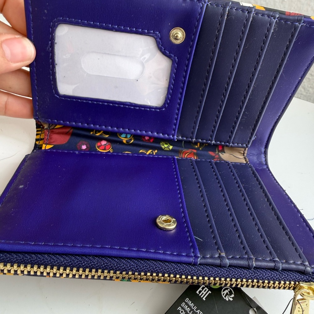 Loungefly Disney Robin Hood Character Wallet - Navy and Multicolor - Picture 4 of 4